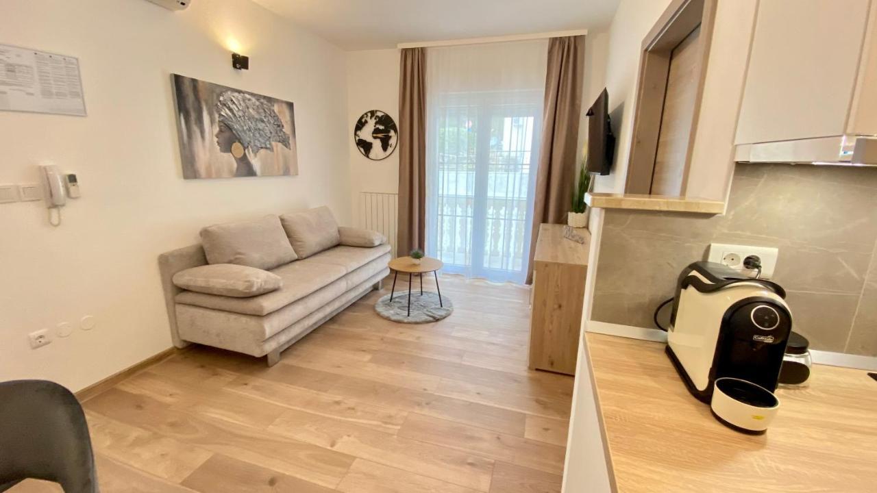 Apartment Komljenovic Pula Exterior foto